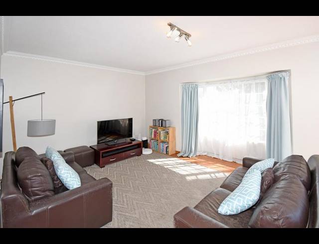 3 BEDROOM APARTMENT FOR SALE IN CRAIGHALL